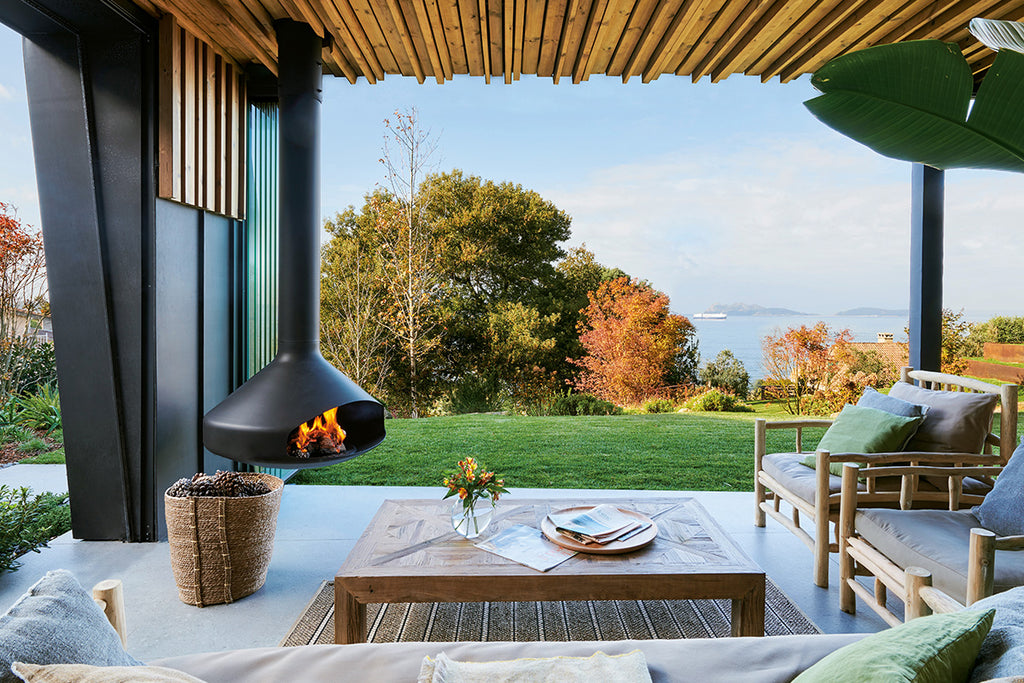 Focus Ergofocus Holographic Suspended Electric Fireplace in Black FCS-FP-ERGO-HOLO-BLK